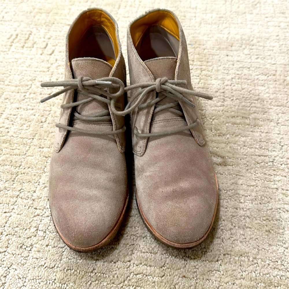 Clarks Originals 8.5 Suede Boots